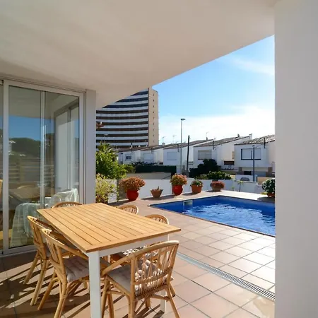 Ponent וילה L' Escala