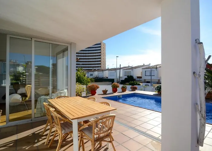 Ponent וילה L' Escala